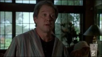 Quel argument Veronica trouve-t-elle pour prouver que le corps n'est pas celui de Terrence Steadman  ?