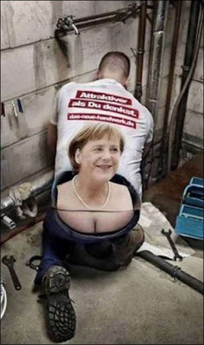 - Angela Merkel, le CV -
+-+-+-+-+-+-+-+-+-+-+-+-+
Chacun d'entre nous sait bien qu'Angela Merkel est la chancelière de la Raiepublique fédérale allemande et qu'elle apprécie moyennement de se mettre les gens à dos.
Mais saviez-vous également qu'elle...