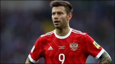 Qui est ce footballeur ?