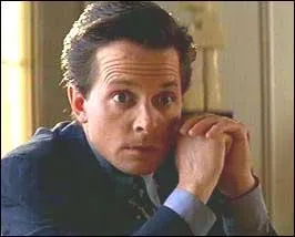 Dans Mars Attack ! il est le journaliste arriviste...