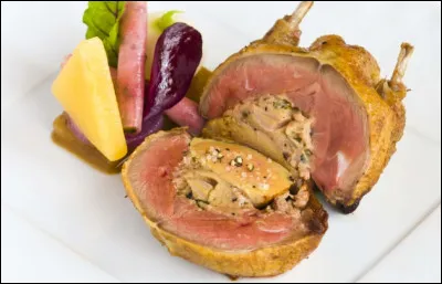 Lass comme Lasserre : On y avait tellement bien mangé qu'on y retourne ! Je ne vais pas vous demander comment est réalisé ce prestigieux plat mais quel nom le restaurant Lasserre lui a-t-il attribué ? C'est l'auteur de "La Condition humaine" qui le lui a inspiré.