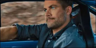 En quelle année l'acteur Paul Walker est-il décédé d'un accident de voiture ?