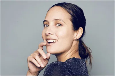 Actrice française que nous apercevons régulièrement à la télévision ces derniers temps, c'est ... de Bona.