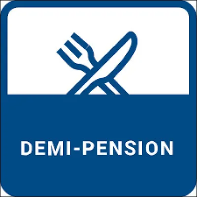 Un élève qui est demi-pensionnaire est un élève qui...