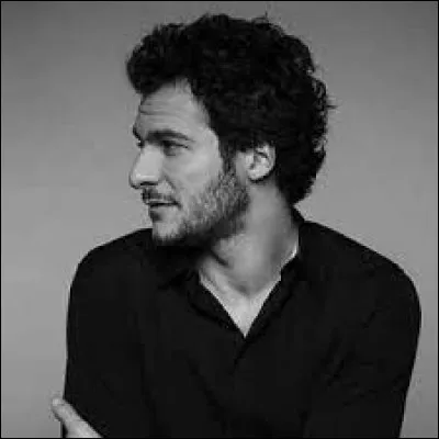 Compl&eacute;tez le titre de cette chanson : "Les rues de...