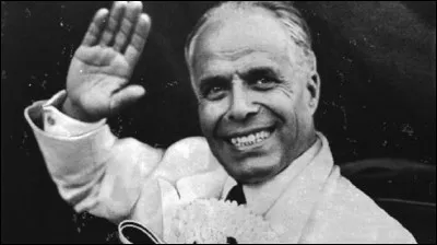 Cet homme politique tunisien, artisan de l'indépendance du pays qu'il dirige ensuite, de 1957 à 1987, se prénomme ...