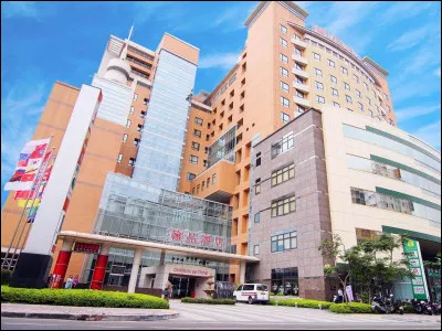 Combien d'habitants vivent à Shenzhen ?