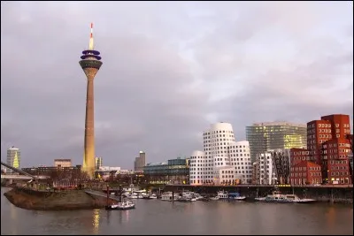 Du comme Düsseldorf : où est-elle située en Allemagne ?