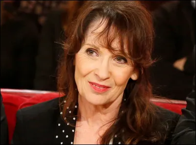 Trouvez le film par cette citation : Tu connais la différence entre un pull-over et une moule ? - Non - Bah, un pull-over ça moule, et une moule ça pue l'ovaire !