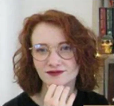 Qui est cette youtubeuse ?