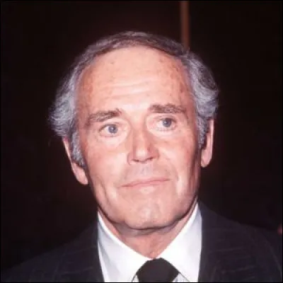 Cet acteur américain, qui a joué dans "Les Raisins de la colère", "La Poursuite infernale", "Le Faux Coupable", "Douze Hommes en colère", "Il était une fois dans l'Ouest", se prénomme ...