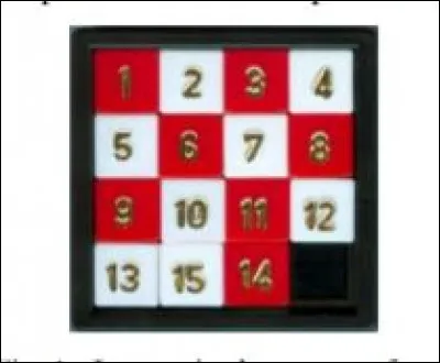 Appelé taquin, pousse-pousse, ce jeu de patience inventé dans les années 1870 aux États-Unis propose de replacer les cases dans le bon ordre à force de les manipuler....plus facile à dire qu'à faire ! Qui est l'inventeur de ce casse-tête ludique et instructif que les petits et les grands ont pris plaisir à taquiner ?