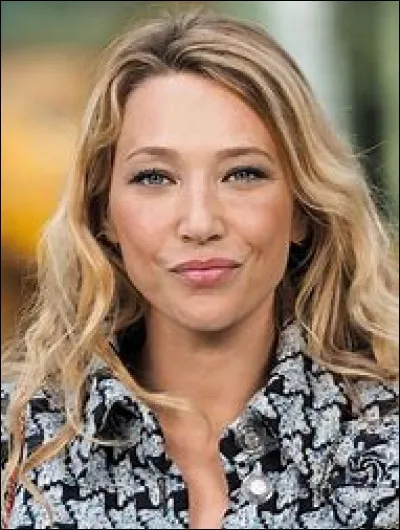 Son nom est Smet, actrice principale de la s&eacute;rie t&eacute;l&eacute;vis&eacute;e "La Gar&ccedil;onne" quel est son pr&eacute;nom ?