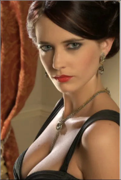 Son nom est Green, James Bond girl du film "Casino Royale", quel est son pr&eacute;nom ?