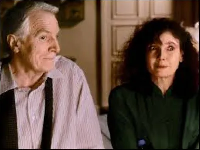 Pourquoi, à un moment du film, les parents de Tanguy mettent-ils violemment leurs fils dehors ?