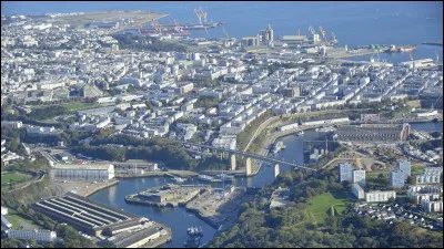 Quelle est la superficie de Brest ?