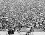 Combien de spectateurs assistrent au concert de Woodstock l't 69 ?