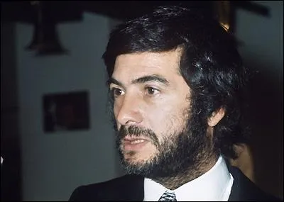 Qui est-ce ? ( il tait trs jeune )