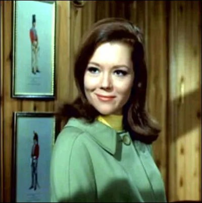 Quelle personnage Diana Rigg incarnait-elle dans la s&eacute;rie "Chapeau melon et bottes de cuir" ?