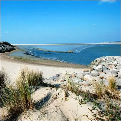 Sur quelle c&ocirc;te du littoral fran&ccedil;ais se trouve la plage du Touquet ?
