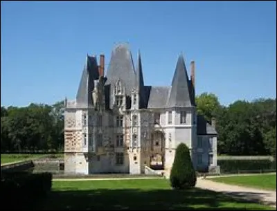 Quel est ce château de style Renaissance du XVIe siècle, situé dans l'Orne ?