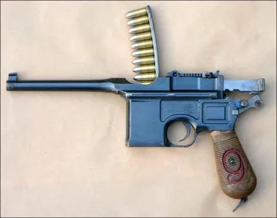 Quelle munition tire cette arme de poing ?