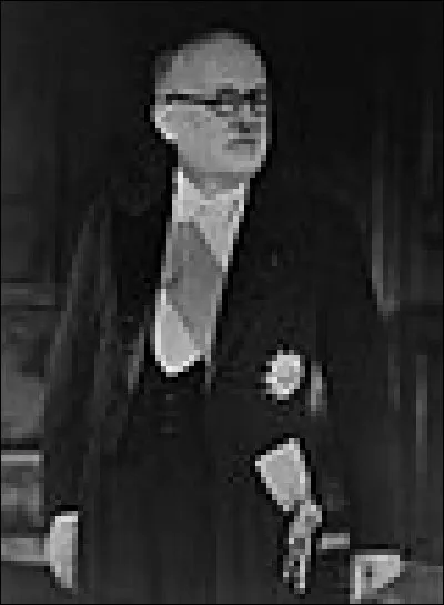 Quel est le prénom du président Auriol ?