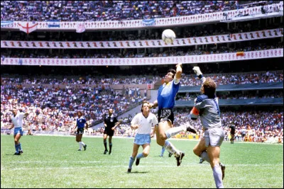 Suis la main de Dieu mon fils, elle te donne la réponse !