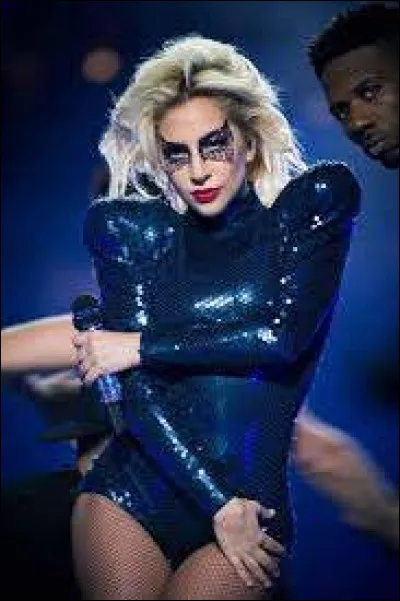 En quelle année paraît le single "The Cure" ?