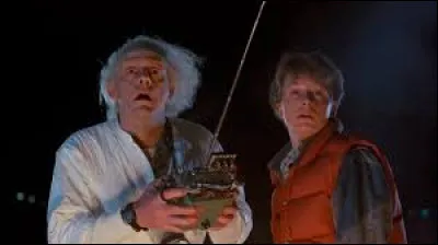 Dans "Retour vers le Futur" comment s'appelle le chien du doc ?