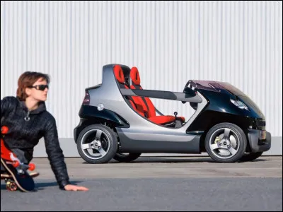 Bien que l'imaginaire collectif associe nos trois lutteuses à des vaisseaux de luxe, celles-ci se sont déjà salies les mains avec des voitures bien plus roturières (et petites). Laquelle de ces affirmations est véridique ?