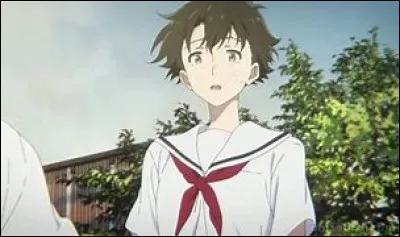 Qui empêche Miyoko de jeter le costume de fée ?