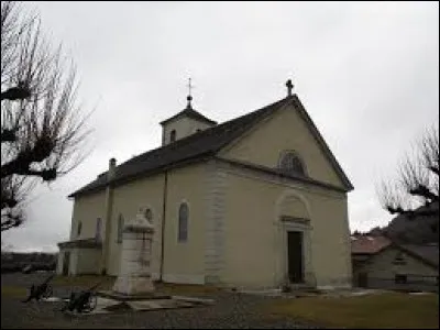 Voici l'église Saint-Nicolas de Lyaud (ou du Lyaud). Commune d'Auvergne-Rhône-Alpes, dans l'agglomération Thononaise, elle se situe dans le département ...