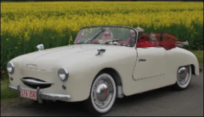 Ce modèle Panhard est-il une Dyna Junior ?