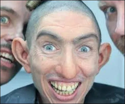 Si vous trouvez le nom de cette actrice, je vous tire mon chapeau, ensuite il vous reste à trouver le nom du film !