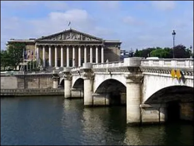 Ce pont de Paris, est-il le pont Alexandre III ?