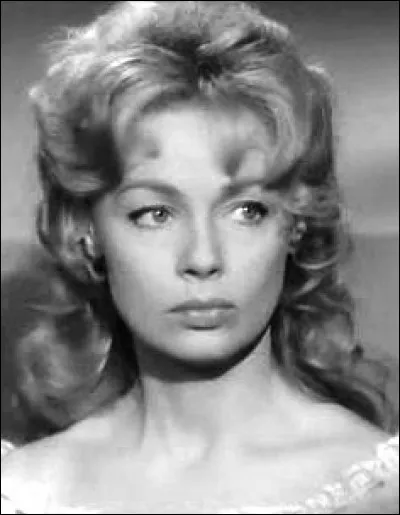 Elle tient son premier rôle important dans "Le silence est d'or" de René Clair en 1947, incarne la bohémienne dans "Cadet Rousselle" d'André Hunebelle, devient une des principales vedettes féminines des années 1950 ; elle met fin à sa carrière cinématographique en 1969. C'est ...