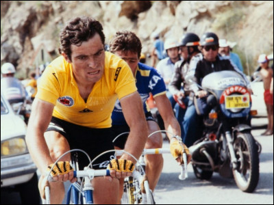 En quelle année le cycliste français Bernard Hinault a-t-il remporté son premier Tour de France ?