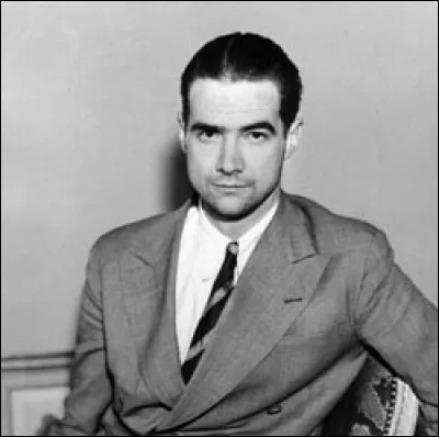 Cet aviateur, constructeur aéronautique, homme d'affaires, producteur cinématographique, a été l'un des hommes les plus riches et les plus puissants des États-Unis : c'est ... Hughes.