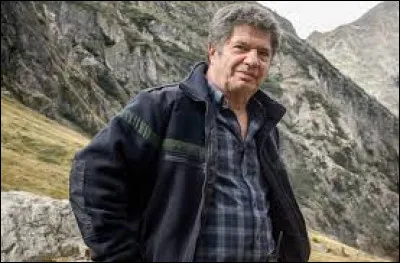 Qui incarne le personnage d'Angelo Batalla ?