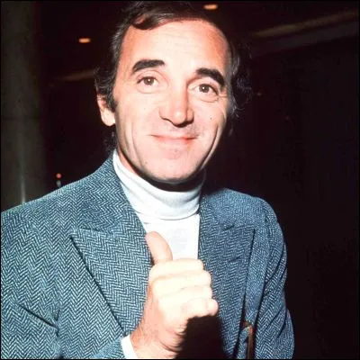 Dans quelle chanson de 1967 Charles Aznavour r&ecirc;ve-t-il de partir pour des destinations ensoleill&eacute;es ?