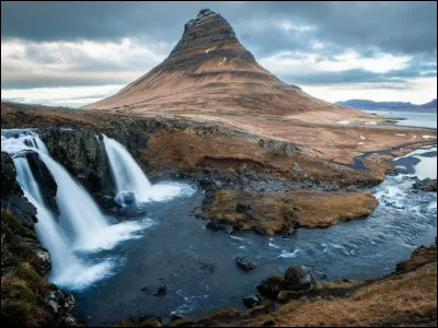 Quelle exploration l'Islande a-t-elle menée dans un bus géant ?