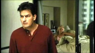 Dans Scary Movie 4, son personnage est une parodie de :