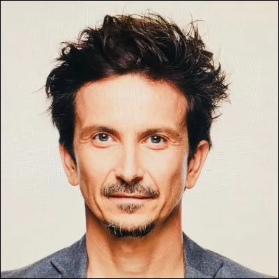 Qui est cet humoriste ?