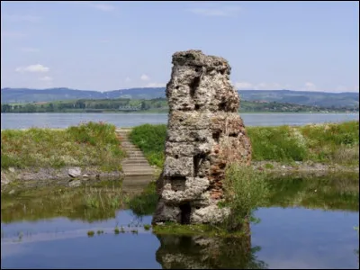 Ce fleuve d'Europe était la frontière naturelle septentrionale de l'Empire romain. Quel est-il ?