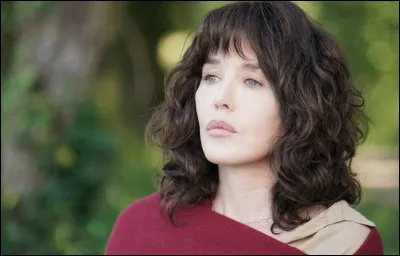 Cette actrice, qui a joué dans "L'Été meurtrier", "Camille Claudel", "La Reine Margot", "La Journée de la jupe", "L'Histoire d'Adèle H", c'est ...