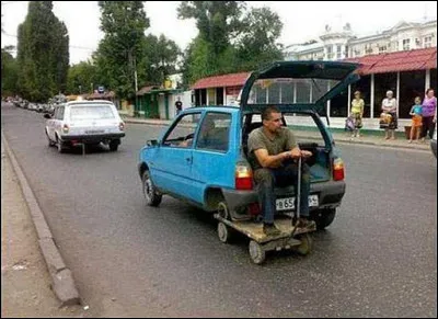 Autour de la roue. Cliquez sur l'expression correcte :