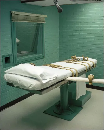 Un peu plus loin, on découvre deux salles comme celle-ci. À quoi peuvent-elles bien servir ?