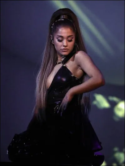Quelle est la couleur préférée d'Ariana Grande ?