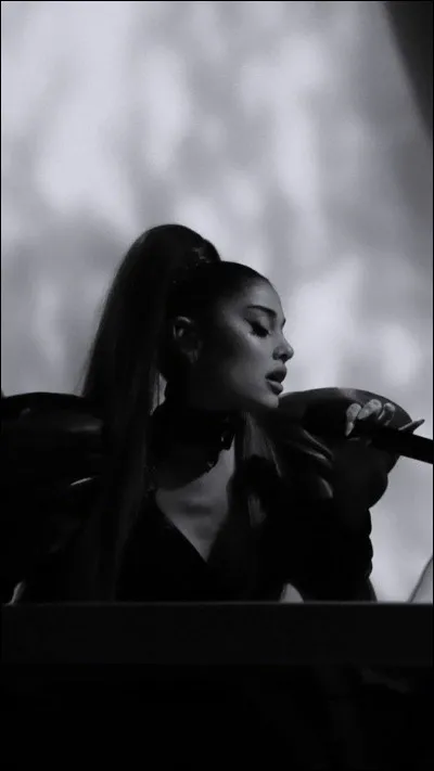 Comment s'appelle son premier album ?